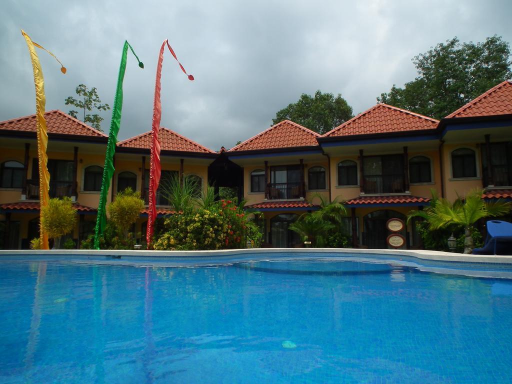 Hotel Cuna Del Angel Dominical Kültér fotó