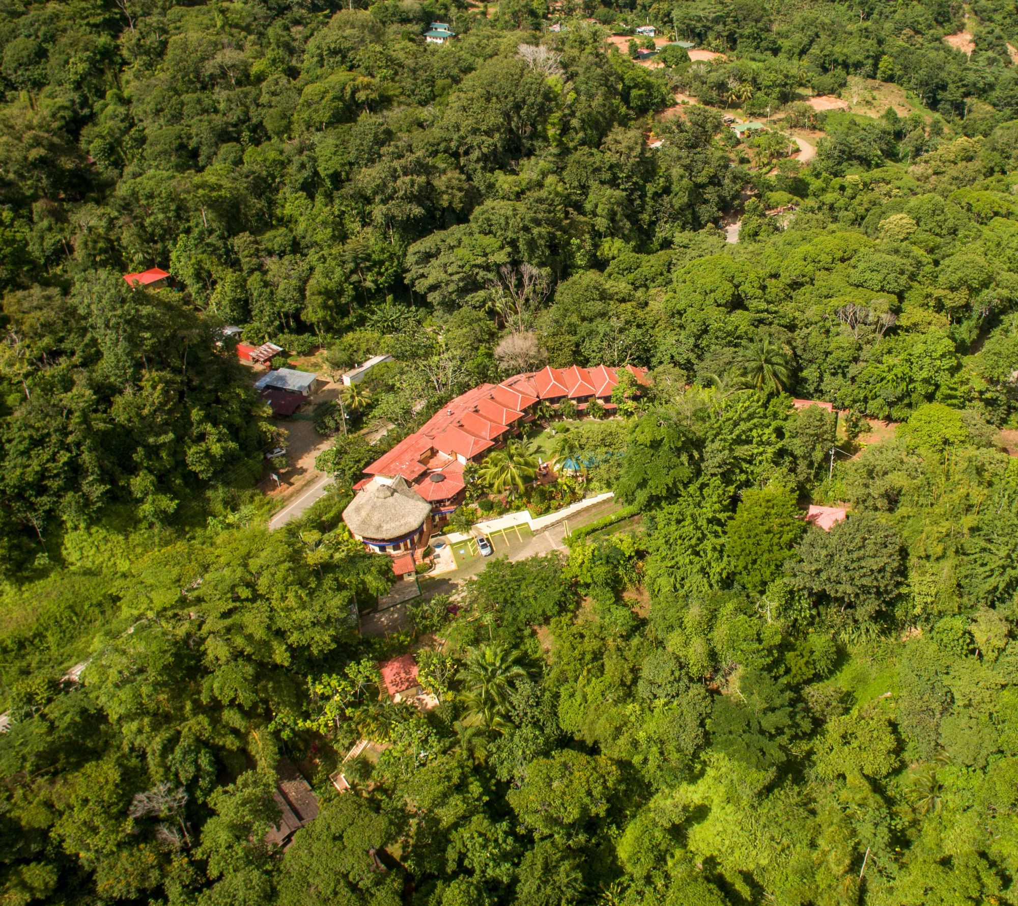 Hotel Cuna Del Angel Dominical Kültér fotó
